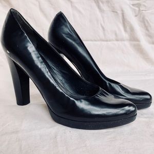 Nine West Black Jennet Heel